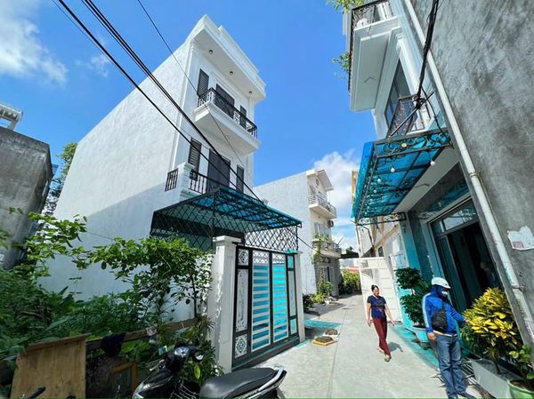 BÁN NHÀ 3 TẦNG TẠI AN ĐỒNG