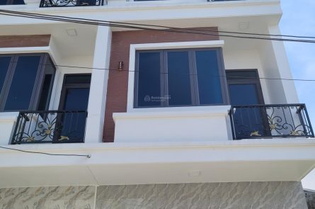 BÁN NHÀ 3 TẦNG TẠI ĐƯỜNG TRẦN NHÂN TÔNG, KIẾN AN, Ô TÔ VÀO NHÀ GIÁ 2,45 TỶ