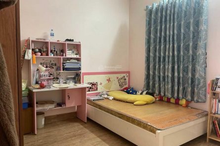 BÁN NHÀ TO RỘNG RÃI RẺ NHẤT KHU TÁI ĐỊNH CƯ XI MĂNG