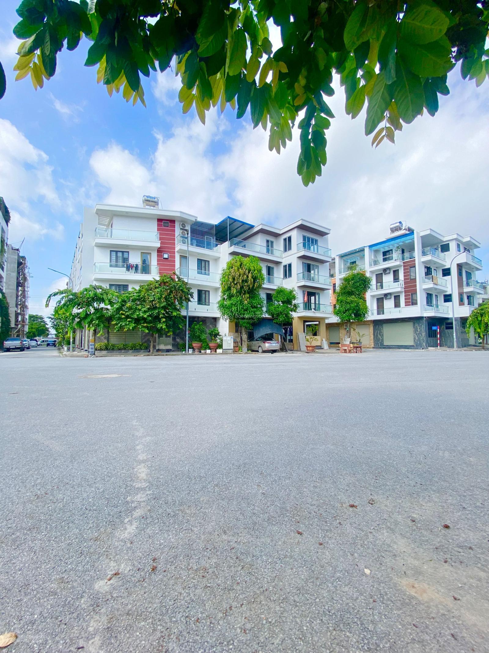 NHÀ ĐẸP 4 TẦNG HIM LAM HÙNG VƯƠNG, HỒNG BÀNG