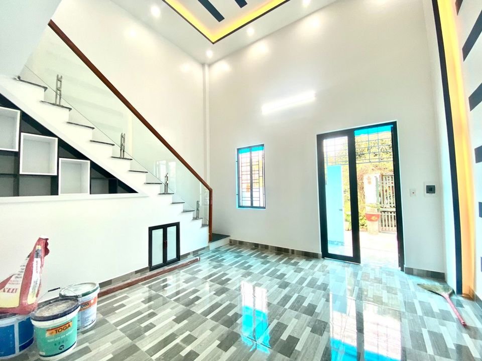 BÁN NHÀ 1,5 TẦNG MỚI XÂY GẦN VIỆT TIỆP 2