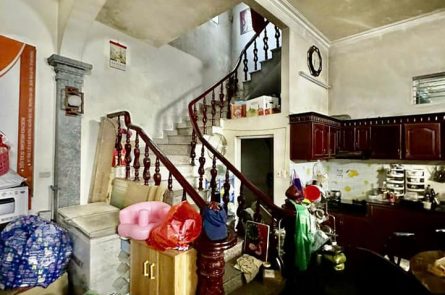 BÁN NHÀ GIA VIÊN, NGÔ QUYỀN VỊ TRÍ ĐẸP