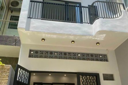 SIÊU PHẨM SAU MẶT ĐƯỜNG TÔN ĐỨC THẮNG, SỞ DẦU