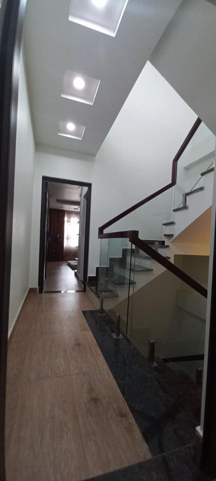 BÁN NHÀ 4 TẦNG TRONG NGÕ ĐỐI DIỆN TRƯỜNG CẤP 3 THÁI , ĐÀ NẴNG