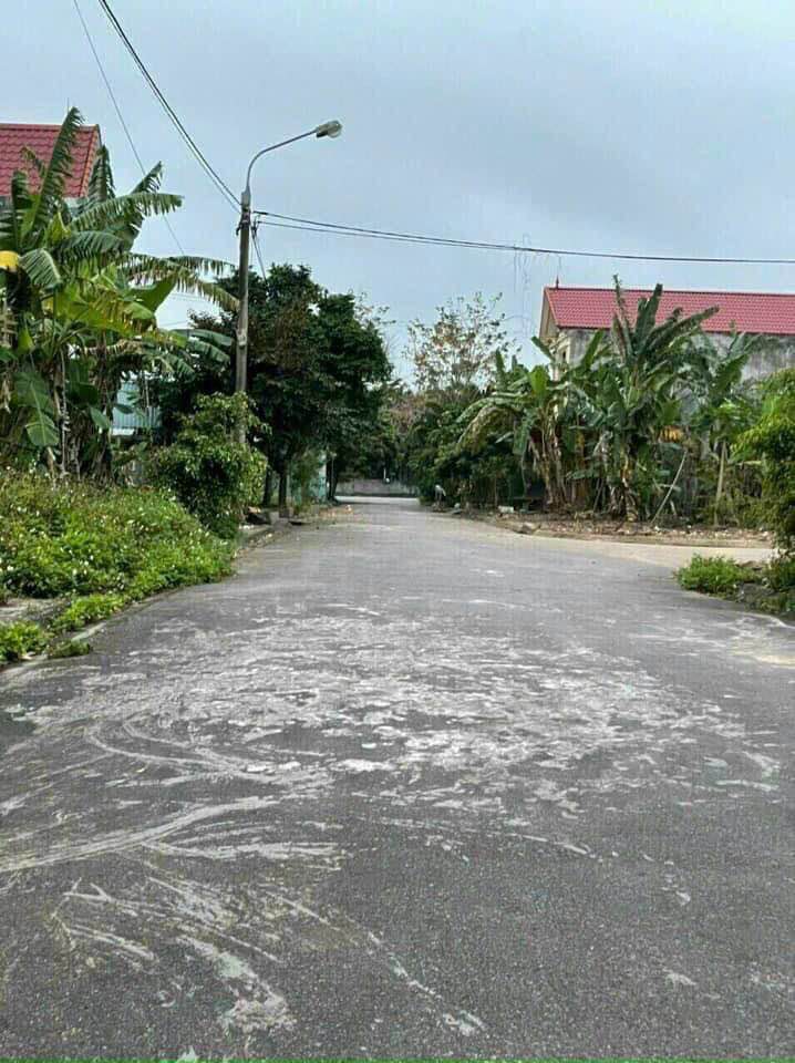 CÒN DUY NHẤT MỘT LÔ ĐANG CẮT LỖ KỊCH SÀN