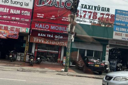 CHÍNH CHỦ BÁN NHÀ MẶT PHỐ HÙNG VƯƠNG , NHÀ ĐANG CHO THUÊ 15TR/ THÁNG