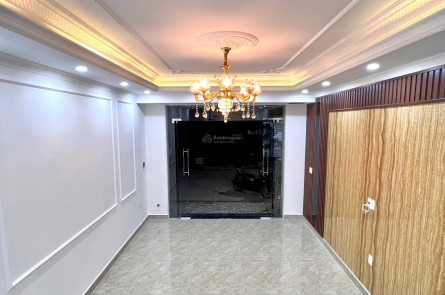 BÁN NHÀ Ô TÔ ĐỖ CỬA GẦN ĐƯỜNG CAM LỘ HƯỚNG ĐÔNG NAM XÂY 4 TẦNG