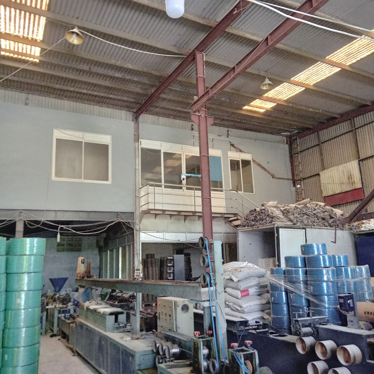 CẦN BÁN GẤP NHÀ XƯỞNG, TRUNG CƯ HỒNG THÁI, AN DƯƠNG