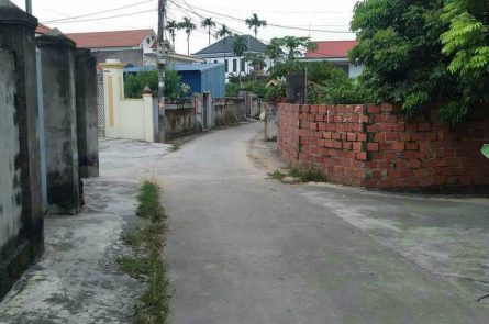 BÁN ĐẤT TẶNG NHÀ MẶT ĐƯỜNG LIÊN THÔN TẠI XÃ ĐÔNG SƠN