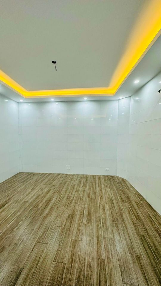 CHÍNH CHỦ GỬI BÁN CĂN 2 TẦNG TUYẾN PHỐ LƯƠNG KHÁNH THIỆN