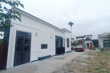 BÁN NHÀ 51M2 X TẦNG ĐỘC LẬP SAU NHÀ MẶT ĐƯỜNG