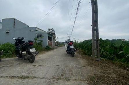BÁN LÔ ĐẤT GẦN KCN, DÂN CƯ ĐÔNG ĐÚC, THOÁNG ĐÃNG