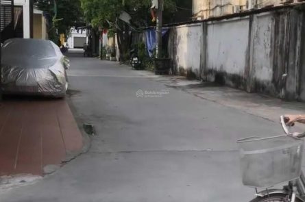 BÁN ĐẤT TỔ 6, THỊ TRẤN AN DƯƠNG , XUNG QUANH DÂN CƯ ĐÔNG ĐÚC