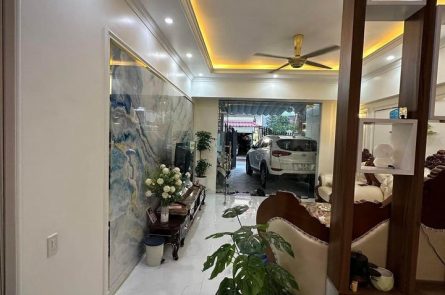 BÁN NHÀ NGÕ THÔNG RA ĐƯỜNG NGÔ GIA TỰ