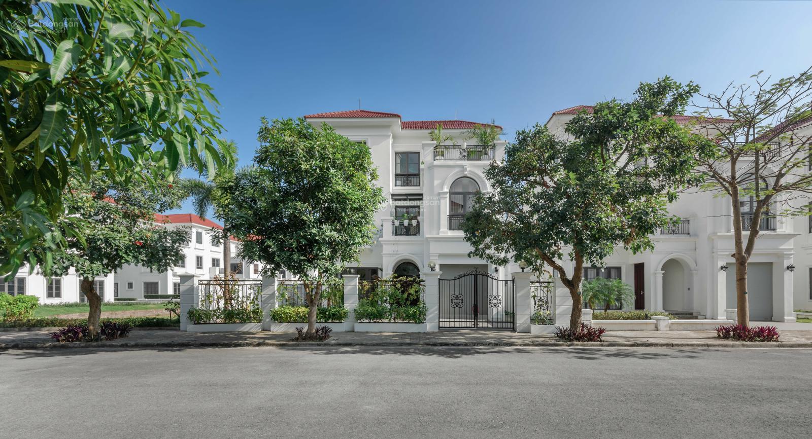 Bán căn đơn lập Đông Nam 2 mặt tiền trục chính vào sân golf BRG Đồ Sơn.