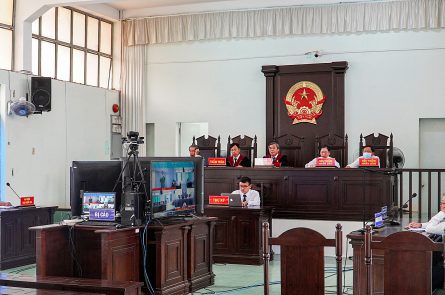 Văn phòng đăng ký đất đai thua kiện vì từ chối cấp sổ đỏ.