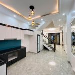 Ảnh 3 của Bán nhà 4 tầng phố THIÊN LÔI - CHỢ ĐÔN Ô tô Cách Nhà 30m