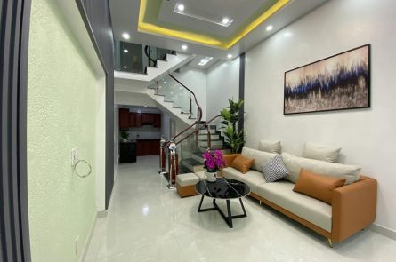 BÁN NHÀ 2,5 TẦNG PHỦ THƯỢNG ĐOẠN NGAY CHỢ HẢI TẸO