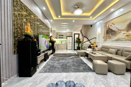 SIÊU PHẨM 4 TẦNG MHX ngay đầu Hồ Sen đẹp long lanh mà zá mềm oặt