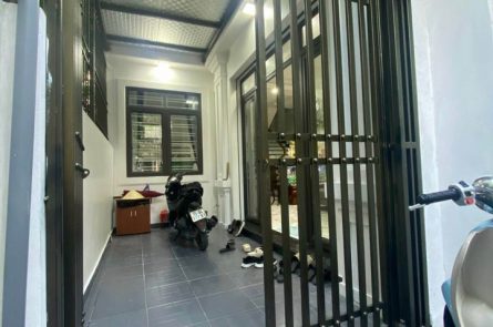 Nhà 4 tầng x 60m2 sân cổng riêng độc lập. nhà mới xây ở gần 1 năm - chỉ 3 tỷ 750