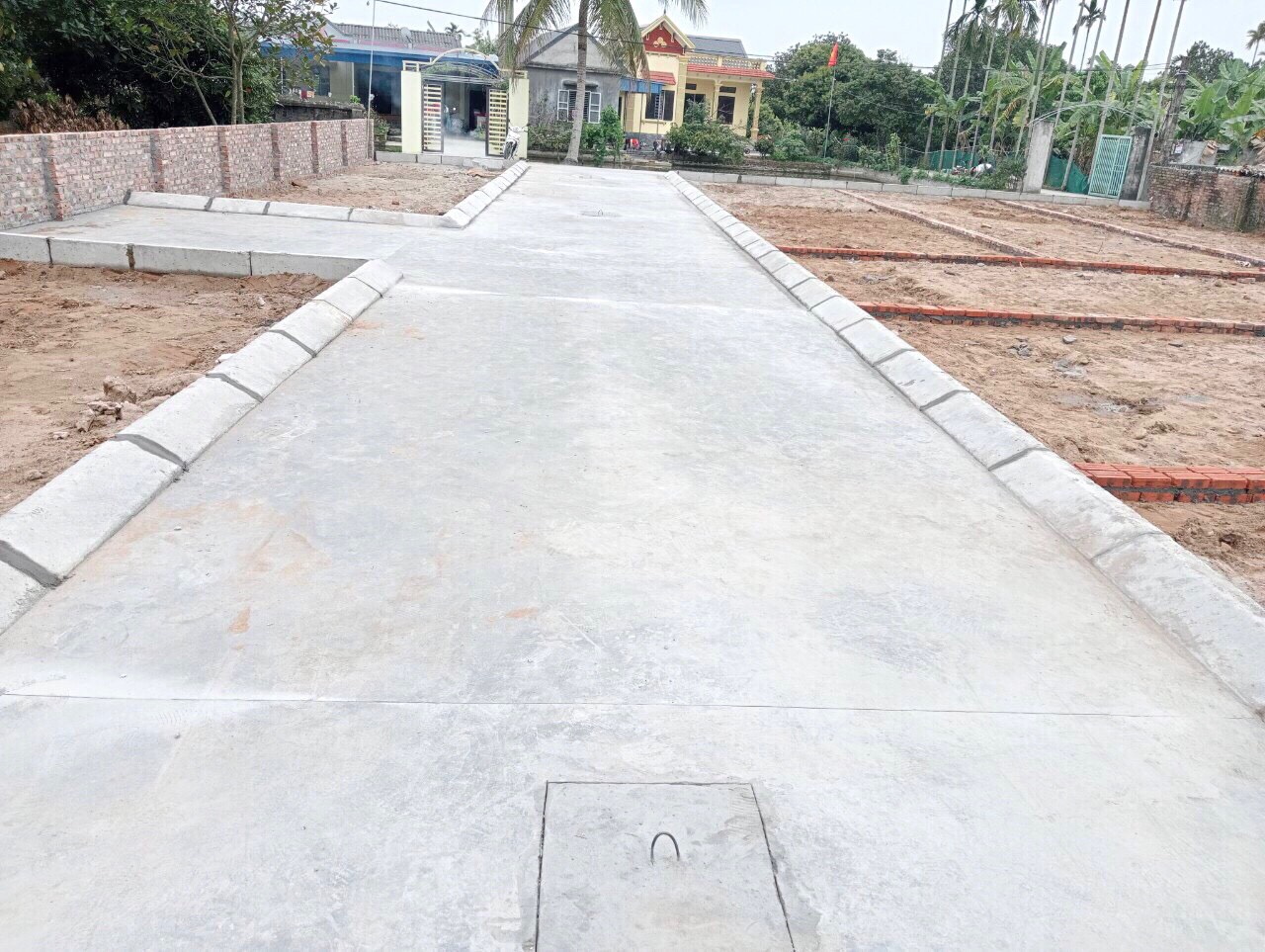 Bán lô đất giá rẻ ngay Chợ Hòa Nghĩa Dương Kinh. gần VinHomes 240ha.