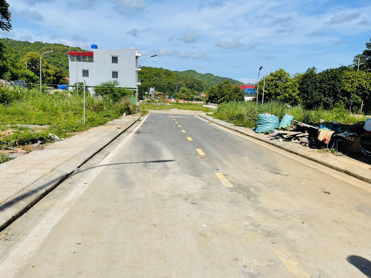 Bán lốt số 9, lô N2 tái định cư xã Xuân Đàm, Cát Hải.