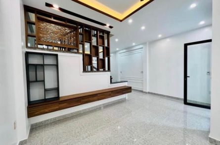 Cân bán căn nhà 60m2 sân cổng nhà độc lập. Tại hoàng mai-đồng thái-an dương.