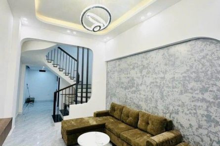 BÁN CĂN NHÀ 3,5 TẦNG ĐẸP LONG LANH Ở 430 TRẦN NGUYÊN HÃN