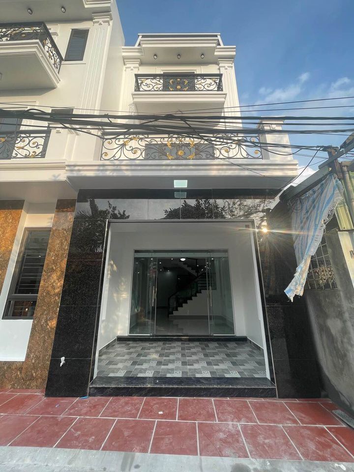 Bán nhà độc lập sân cổng 3 tầng 65m2 ô tô đỗ cửa tại Cái Tắt, An Đồng, gần đường Máng ngã 4 cơ điện