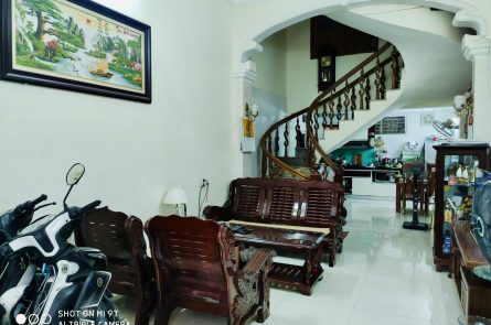 Bán Nhà 3.5 Tầng Lạch Tray Đằng giang Ngô Quyền Hải Phòng, oto vào nhà, buôn bán ok, giá 2.79 tỷ.